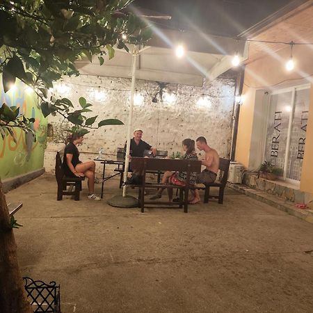 D1 Hostel Τίρανα Εξωτερικό φωτογραφία