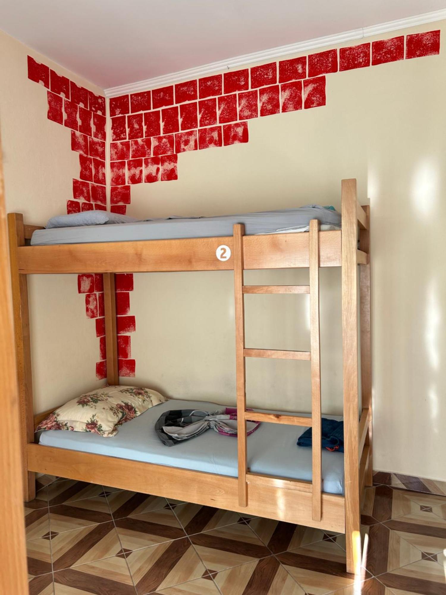 D1 Hostel Τίρανα Εξωτερικό φωτογραφία