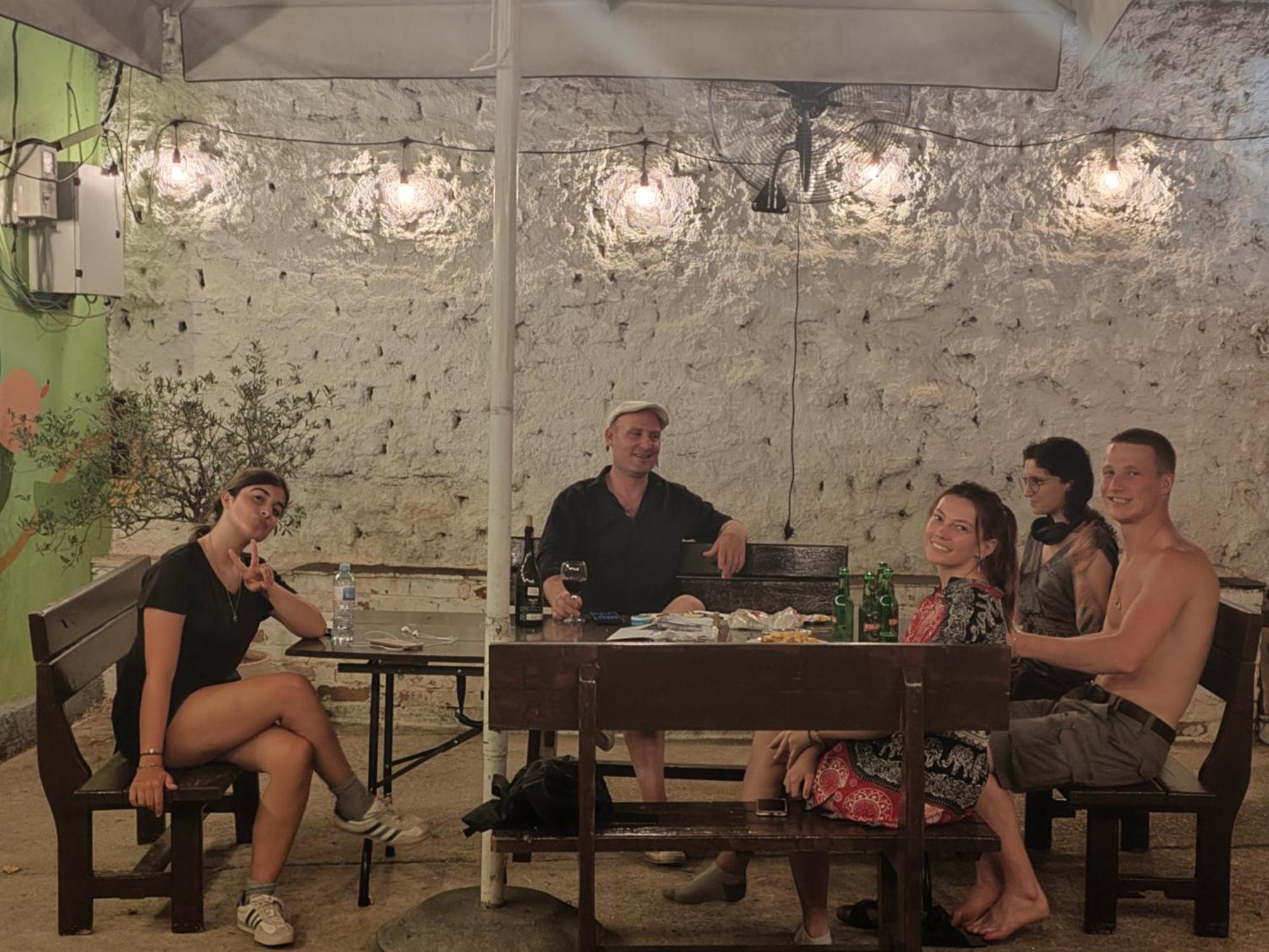 D1 Hostel Τίρανα Εξωτερικό φωτογραφία