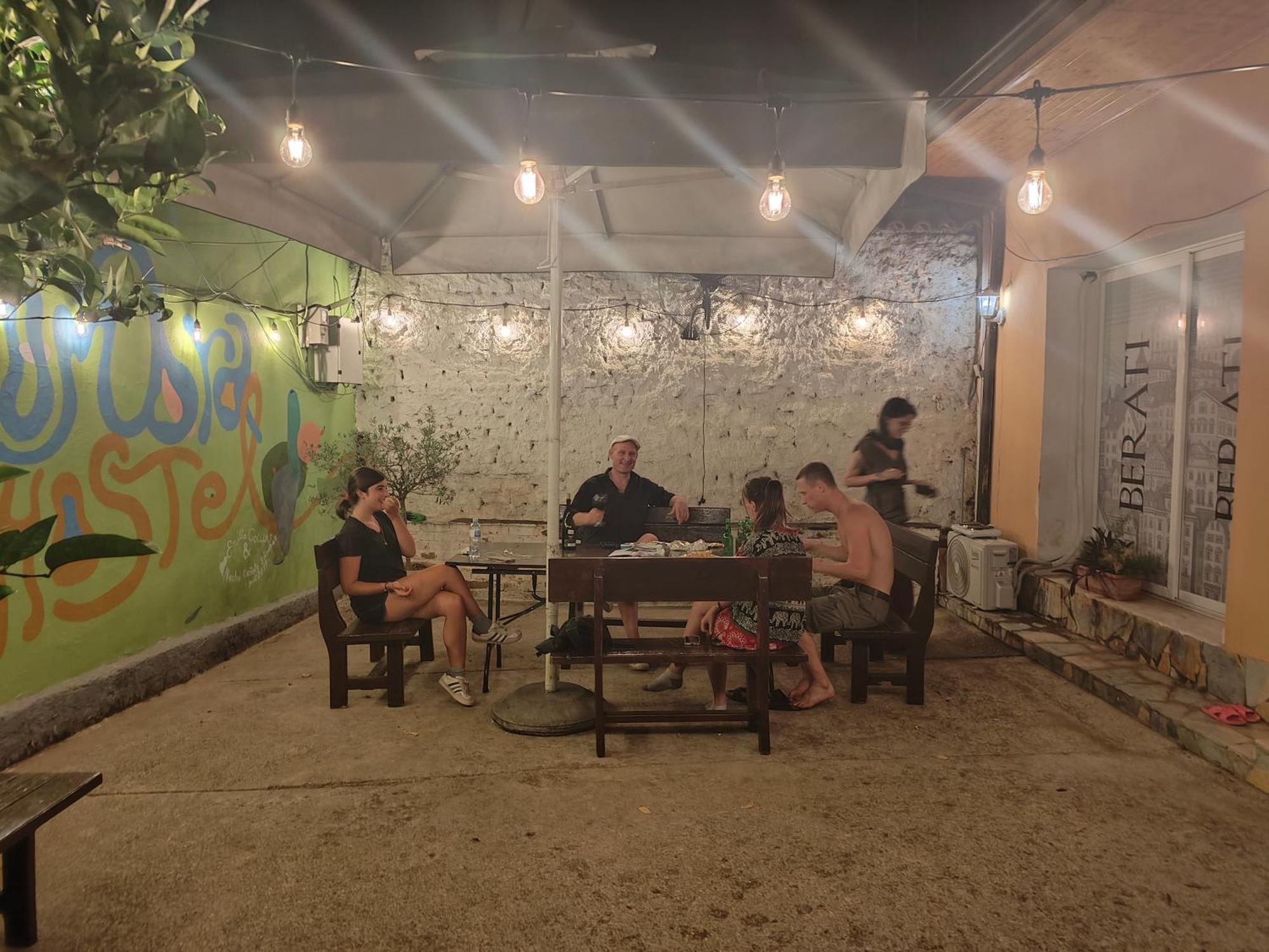D1 Hostel Τίρανα Εξωτερικό φωτογραφία